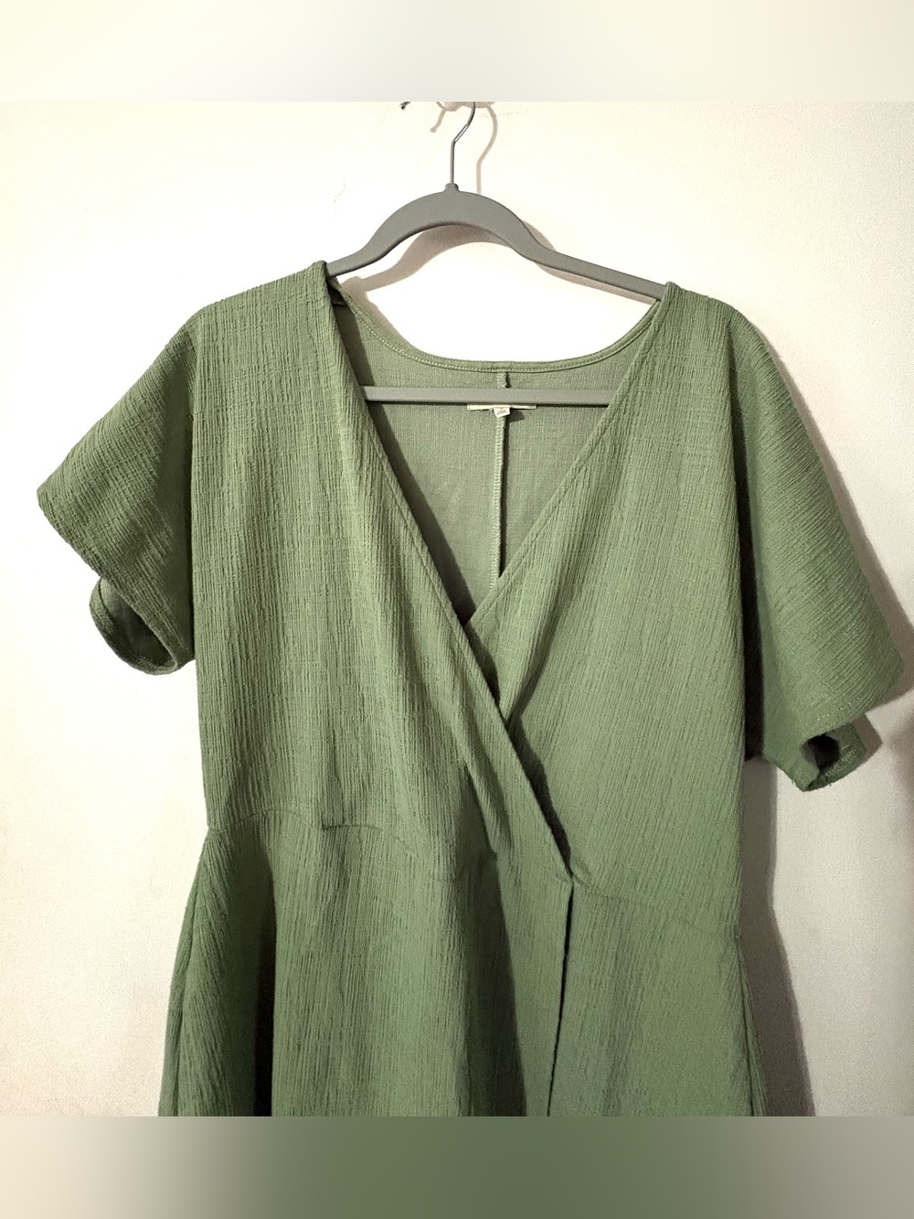 Madewell Light Olive Green Wrap-Style Midi Dress Beach Summer Casual